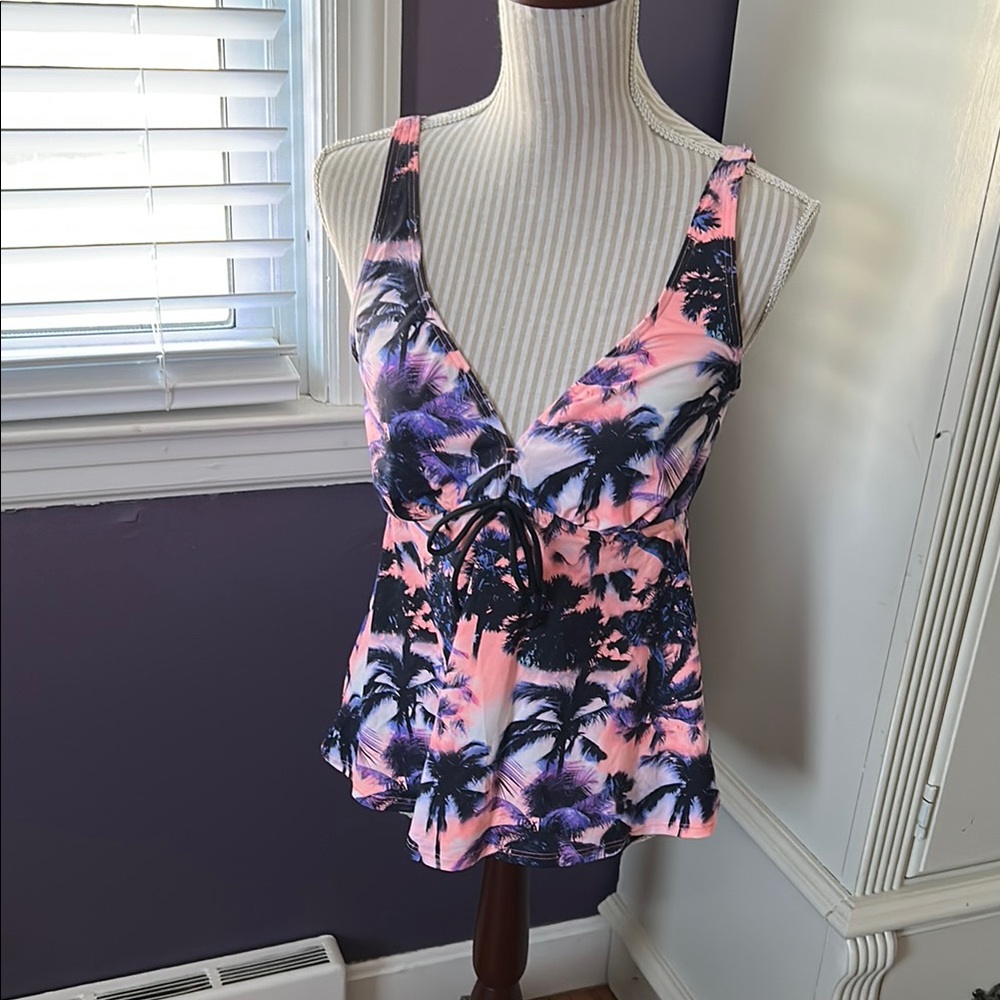 Sun seeker swim Top 38c